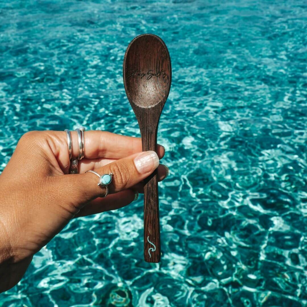 Salty Luxe wave coconut bowl &amp; spoon combo limited edition