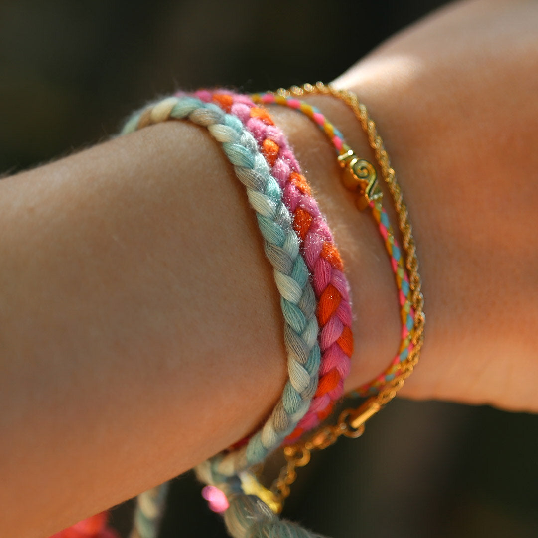 Armband wellig rosa