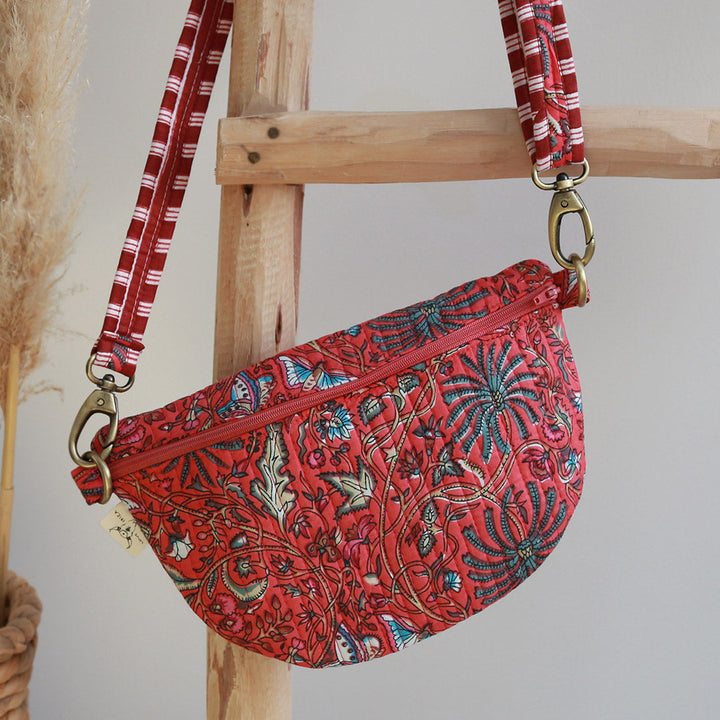 Crossbody bag flower red